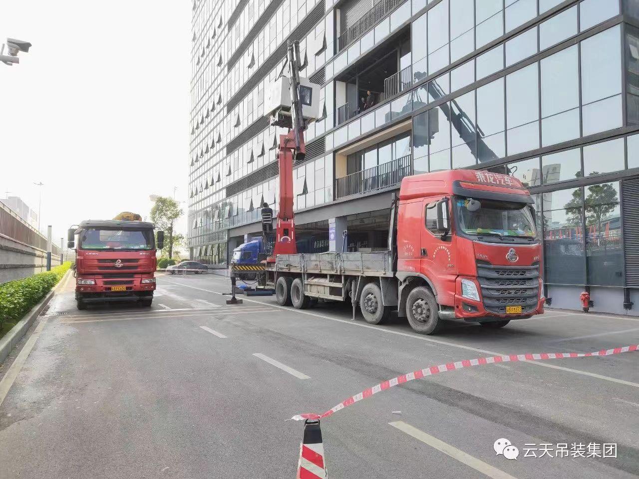 云天吊装集团施工案例0501(1).jpg